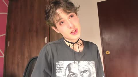    online show from December 2024 01:32:01 PM