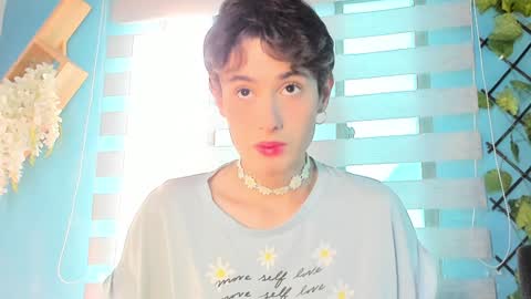    online show from December 2024 01:42:02 PM