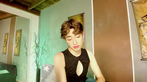    online show from February 2025 01:30:01 PM