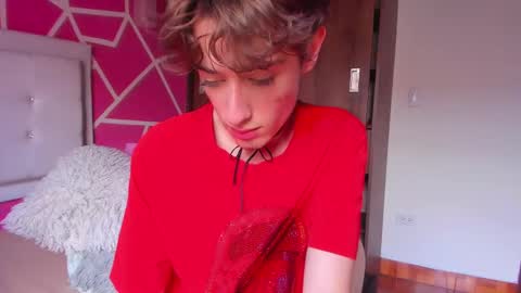    online show from February 2025 05:58:02 PM