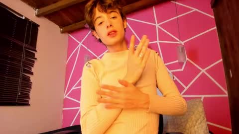    online show from February 2025 11:25:02 PM