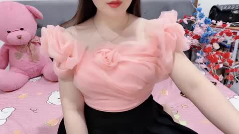 sanami_sian_ online show from April 2026 02:32:02 PM