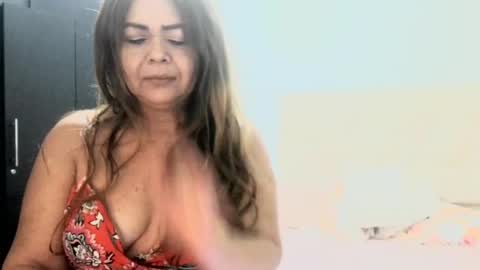 Snapshot of sanddi_milff chatting on May 2026 12:17:01 AM Sanddi online show from May 2026 12:17:01 AM