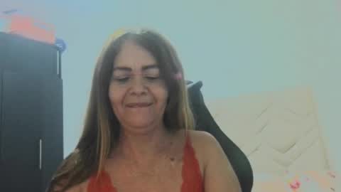 Snapshot of sanddi_milff chatting on June 2026 11:18:01 PM Sanddi online show from June 2026 11:18:01 PM