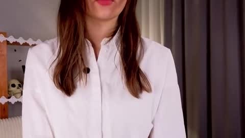 Isabel but you can call me Bella online show from November 2025 12:34:02 AM