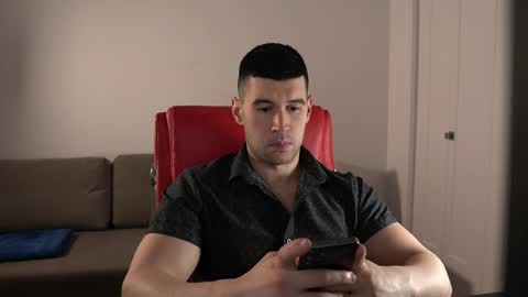 Snapshot of sandow_ chatting on April 2026 10:45:02 PM Sandow online show from April 2026 10:45:02 PM