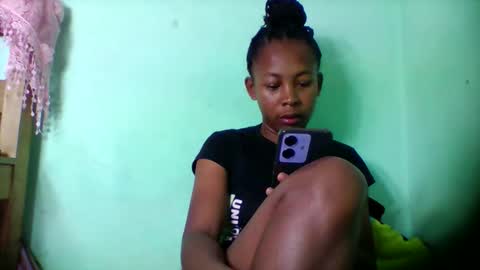 sandra1253099 online show from March 2026 06:43:02 AM