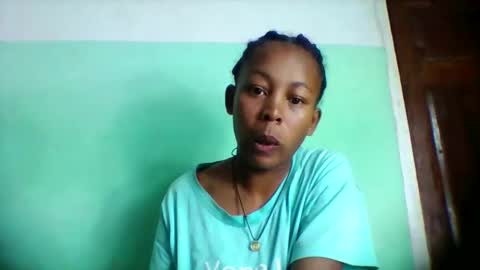 sandra1253099 online show from April 2026 05:54:01 AM