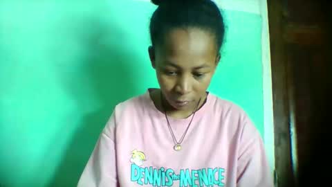 Snapshot of sandra1253099 chatting on May 2026 07:28:02 AM sandra1253099 online show from May 2026 07:28:02 AM