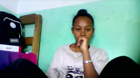 Snapshot of sandra1253099 chatting on June 2026 07:11:01 AM sandra1253099 online show from June 2026 07:11:01 AM