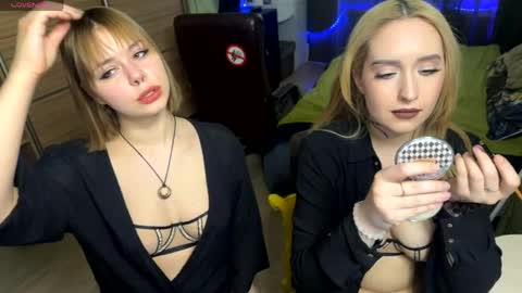 Snapshot of sandra_dimonds chatting on April 2026 01:24:01 PM sandra dimonds online show from April 2026 01:24:01 PM