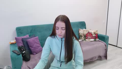 sandra prafer online show from February 2026 05:00:01 AM