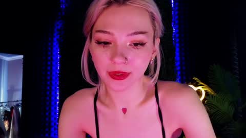 Sandy  online show from January 2025 04:15:01 AM