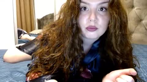 Snapshot of sandraxo93 chatting on January 2026 08:58:01 PM Sandra online show from January 2026 08:58:01 PM