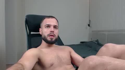 DeAlex online show from November 2025 10:43:02 PM