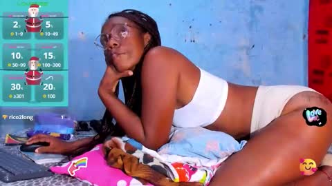 sandy  online show from November 2025 02:12:02 AM