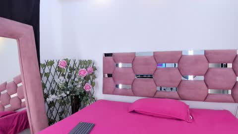 Snapshot of sandy_scoot chatting on March 2026 12:19:02 PM sandy_scoot online show from March 2026 12:19:02 PM