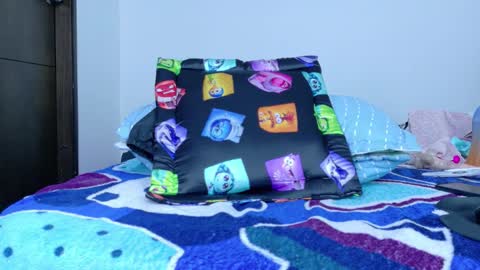 sandy online show from February 2026 12:25:01 AM