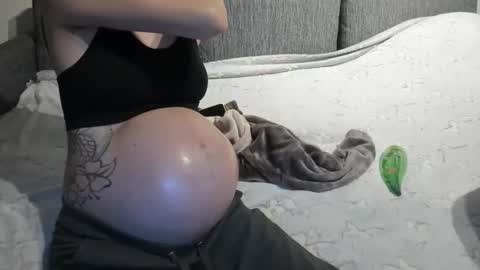 Snapshot of sandysun_shine chatting on December 2024 04:53:02 PM Sandy online show from December 2024 04:53:02 PM