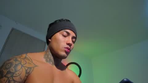 Santi Ferrer online show from June 2026 06:45:02 PM