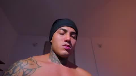 Santi Ferrer online show from June 2026 04:12:01 AM