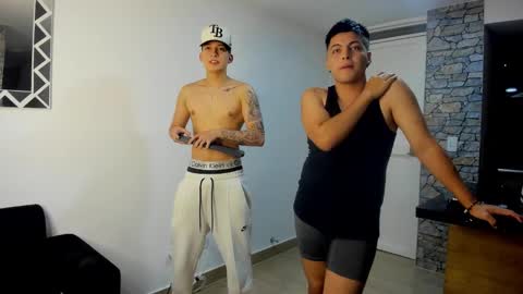 Snapshot of santi_henao chatting on December 2024 11:36:01 PM Santiago Henao online show from December 2024 11:36:01 PM