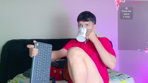 Snapshot of santi_ll chatting on July 2026 02:41:01 PM santi online show from July 2026 02:41:01 PM