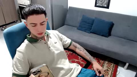 santi_ss online show from January 2026 01:38:01 PM