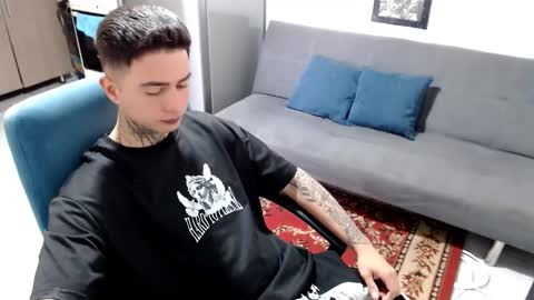 santi_ss online show from January 2026 12:54:02 PM