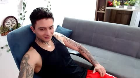 Snapshot of santi_ss chatting on April 2026 03:01:02 PM santi_ss online show from April 2026 03:01:02 PM