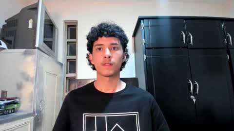 santi_twink19 online show from February 2026 04:21:01 AM