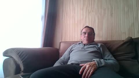 Snapshot of santiago_n chatting on June 2026 06:32:02 PM santiago_n online show from June 2026 06:32:02 PM