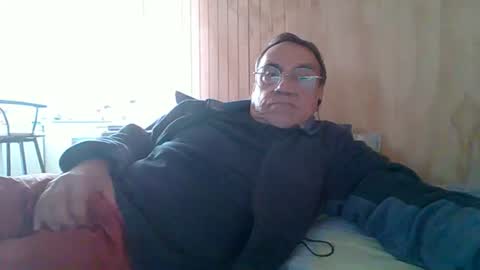Snapshot of santiago_n chatting on July 2026 06:37:01 PM santiago_n online show from July 2026 06:37:01 PM