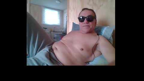 Snapshot of santiago_n chatting on July 2026 02:13:01 PM santiago_n online show from July 2026 02:13:01 PM
