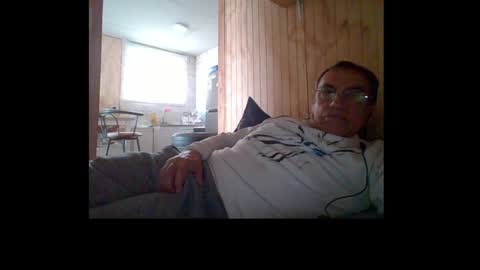Snapshot of santiago_n chatting on July 2026 09:14:02 PM santiago_n online show from July 2026 09:14:02 PM