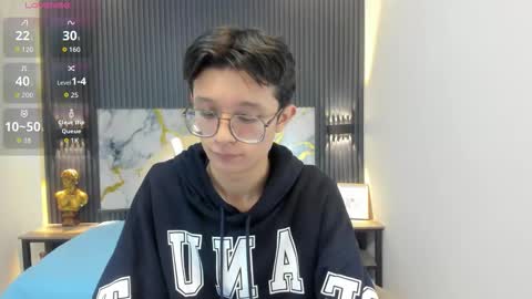 Snapshot of santiago_russo18 chatting on October 2025 12:05:02 PM santiago_russo18 online show from October 2025 12:05:02 PM