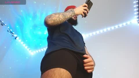 Santiago Hincapiie online show from April 2026 06:58:01 AM