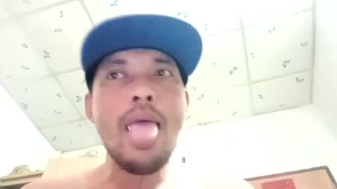 Snapshot of santichai561323 chatting on February 2025 06:09:02 AM santichai561323 online show from February 2025 06:09:02 AM