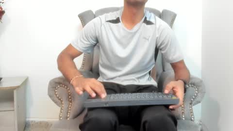 Santino Cruz online show from December 2024 12:25:02 PM