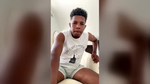 Snapshot of santos854237 chatting on April 2026 02:29:01 PM The toy online show from April 2026 02:29:01 PM