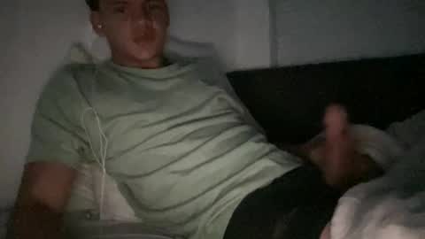 Snapshot of santostreamrcash chatting on November 2025 05:13:02 AM santostreamrcash online show from November 2025 05:13:02 AM