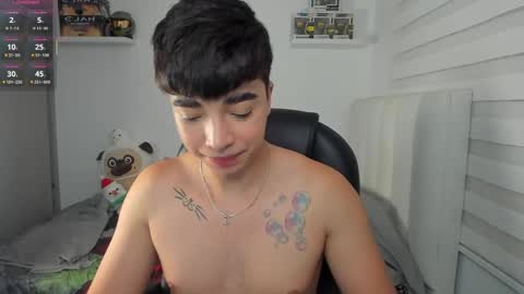 Mr. Santiago online show from April 2026 01:19:01 PM