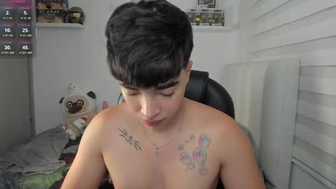 Mr. Santiago online show from April 2026 01:37:02 PM