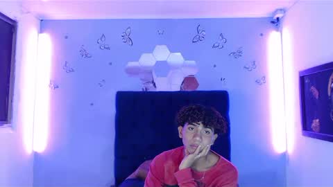 santiago online show from December 2024 04:15:02 PM