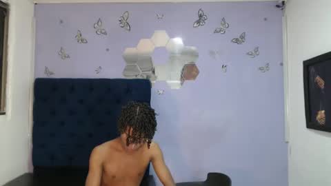 santiago online show from January 2025 05:24:01 PM