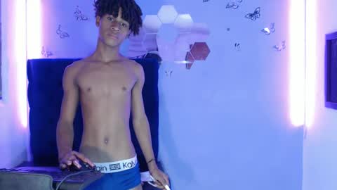 santiago online show from January 2025 04:42:01 PM