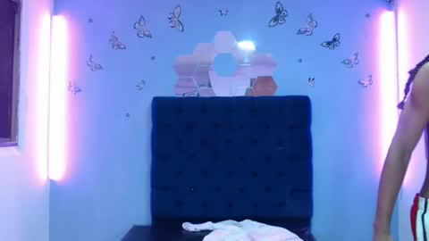 santiago online show from January 2025 03:01:01 PM