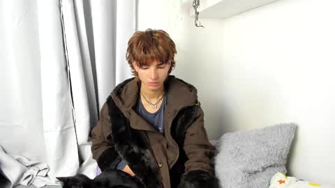 kitty online show from January 2025 04:57:02 AM