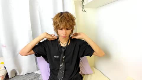 kitty online show from February 2025 05:01:01 AM