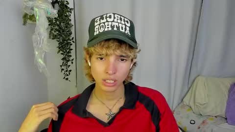 kitty online show from October 2025 02:53:02 AM